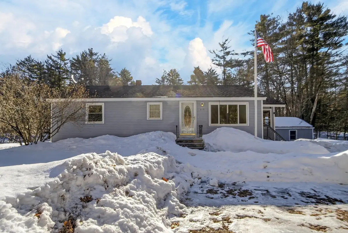 219 Rattlesnake Hill Road, Auburn, NH 03032 - #1