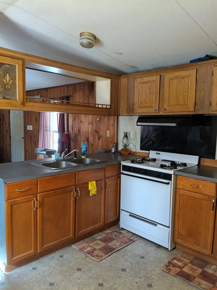 23 Deepwood Park, Brattleboro, VT 05301 - #2