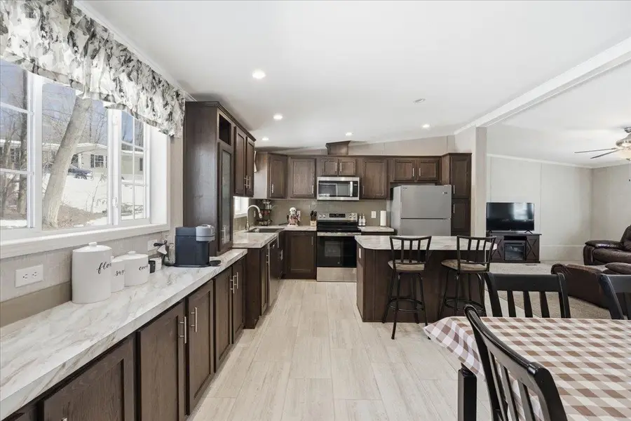 7 Pinecrest Circle, Allenstown, NH 03275 - #3