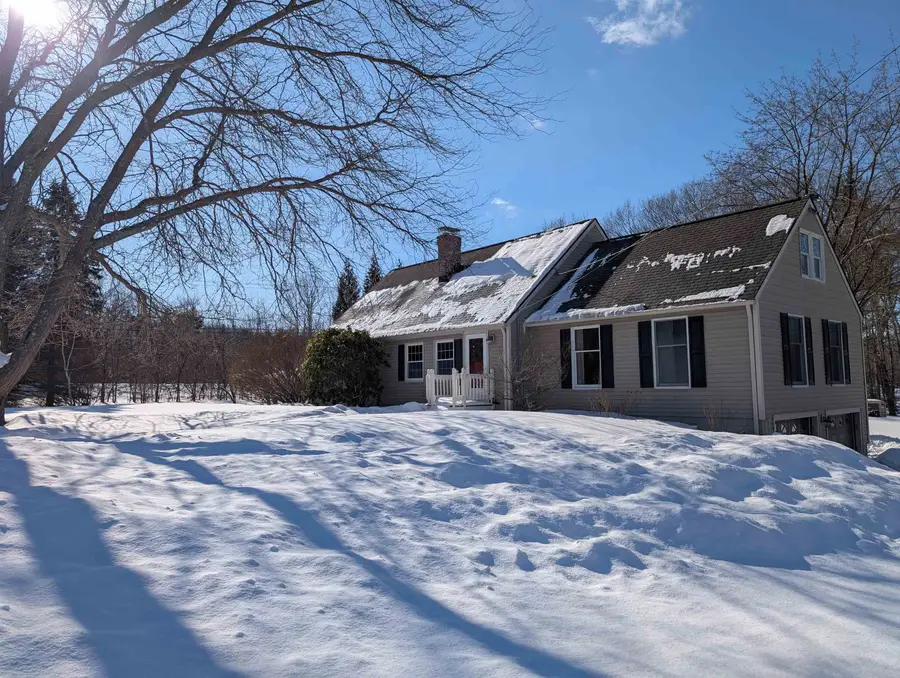 1 Jason Drive, Stratham, NH 03885 - #3