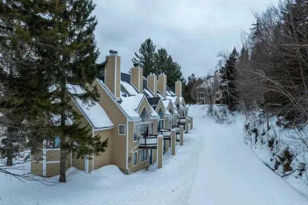 1C Townhouse Square #7, Dover, VT 05356