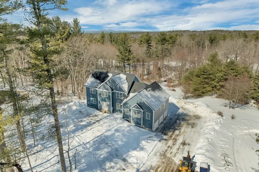 8 Wiley Hill Road, Londonderry, NH 03053 - #3