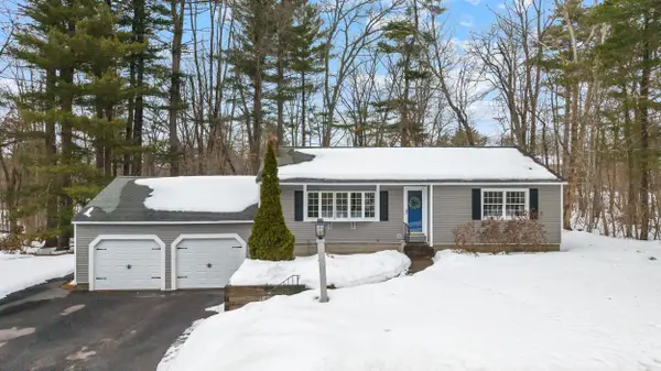 64 Lake Street, Salem, NH 03079