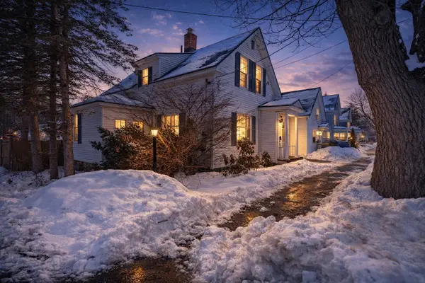 22 Belknap Street, Laconia, NH 03246