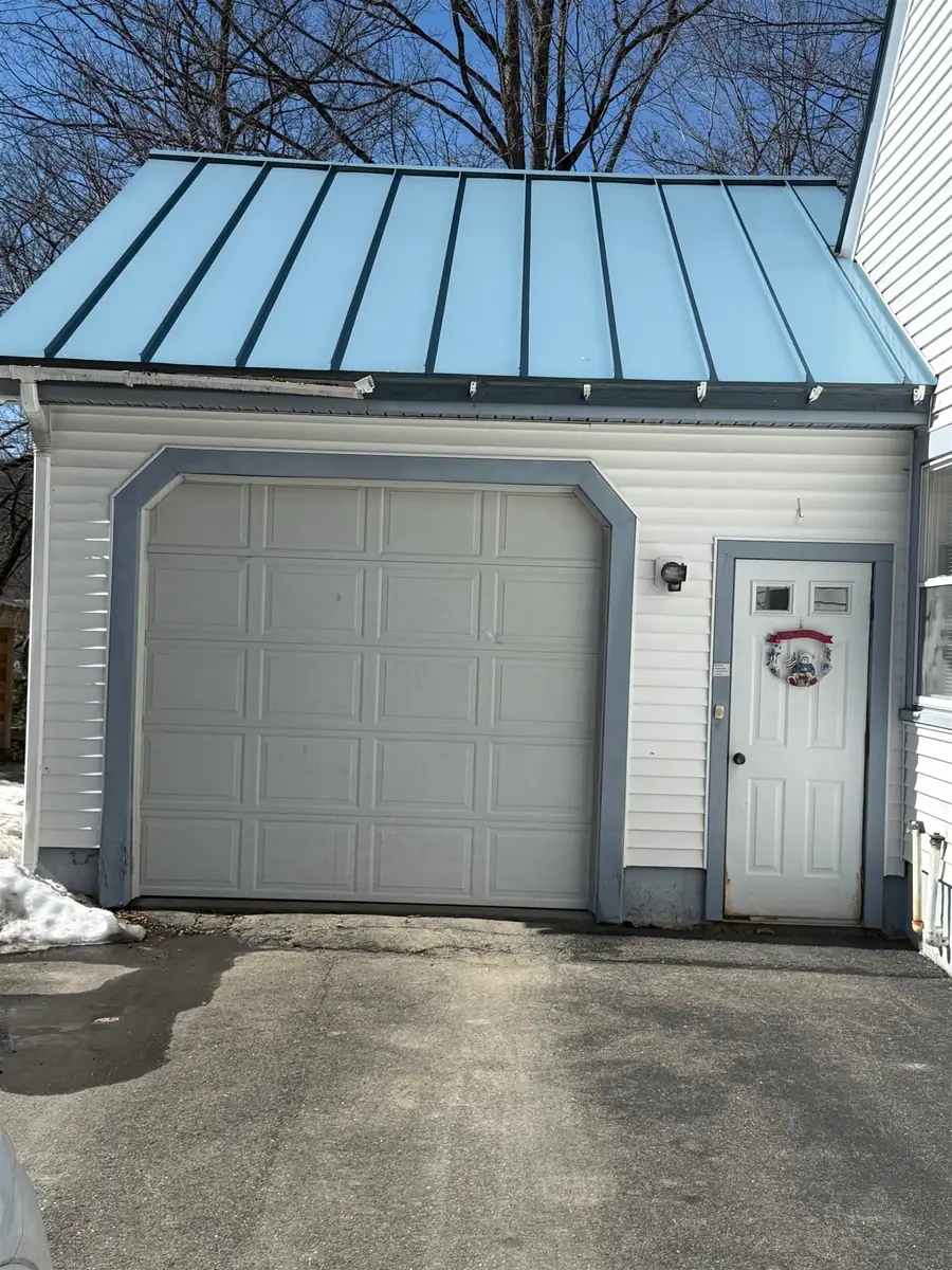 157 Commonwealth Avenue, Springfield, VT 05156 - #3