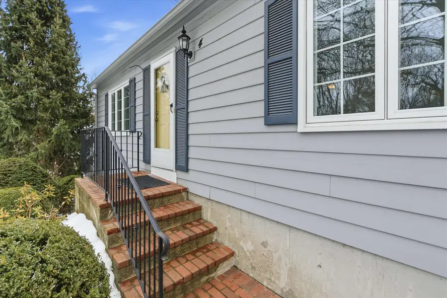 4 Nightingale Road, Nashua, NH 03062 - #3