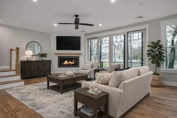 24 LITTLE BAY Drive, Dover, NH 03820