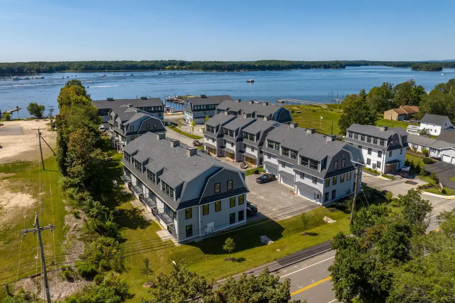 24 LITTLE BAY Drive, Dover, NH 03820 - #3