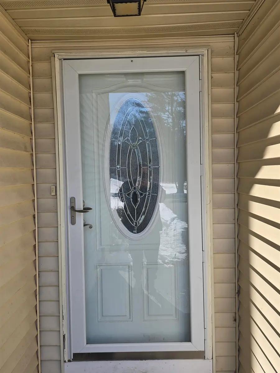 3 R Bonnie Lane, Derry, NH 03038-3813 - #2