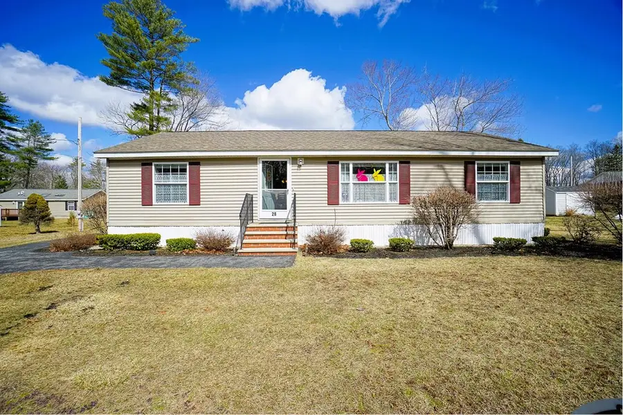 28 West Street, Salem, NH 03079 - #3