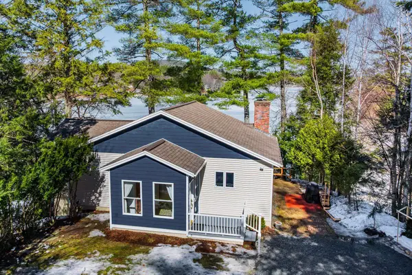 91 Algonquin Road, Enfield, NH 03748