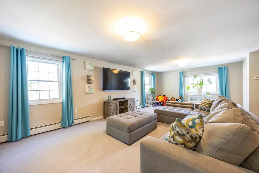 9 Leslie Lane, Nashua, NH 03062 - #2