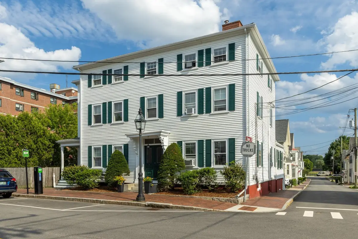 110 Court Street #4, Portsmouth, NH 03801 - #1