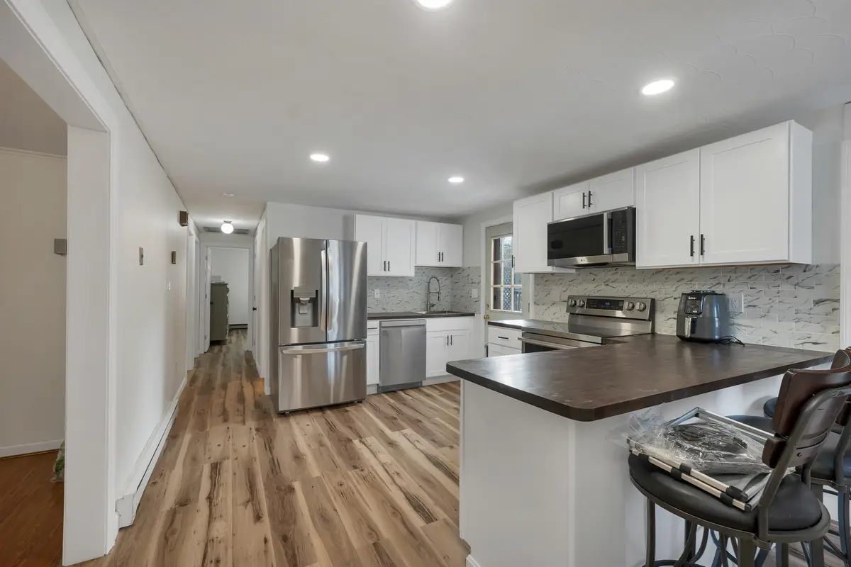 7 Therese Road, Salem, NH 03079-2076 - #1