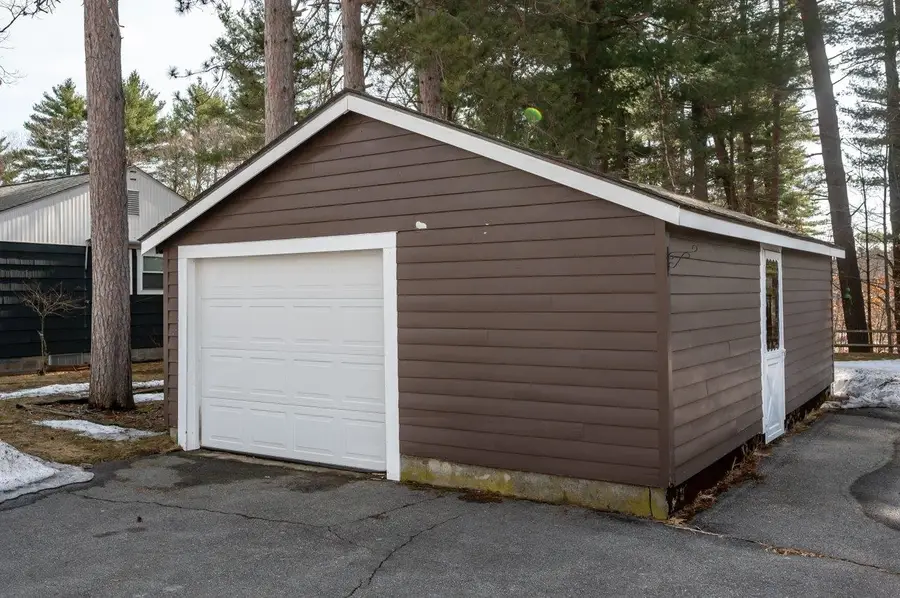 36 Highland Avenue, Derry, NH 03038 - #3