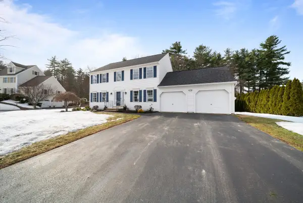 19 Partridge Lane, Plaistow, NH 03865