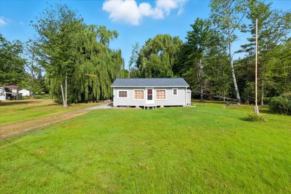 117 North Camp Road, Monkton, VT 05469