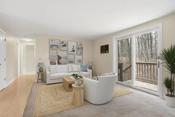 23 Old Stage Coach Road #8, Epping, NH 03042