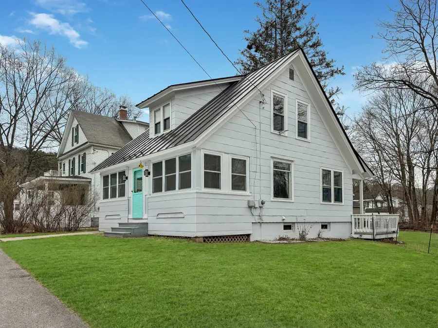 28 Dana Street, West Lebanon, NH 03784 - #3