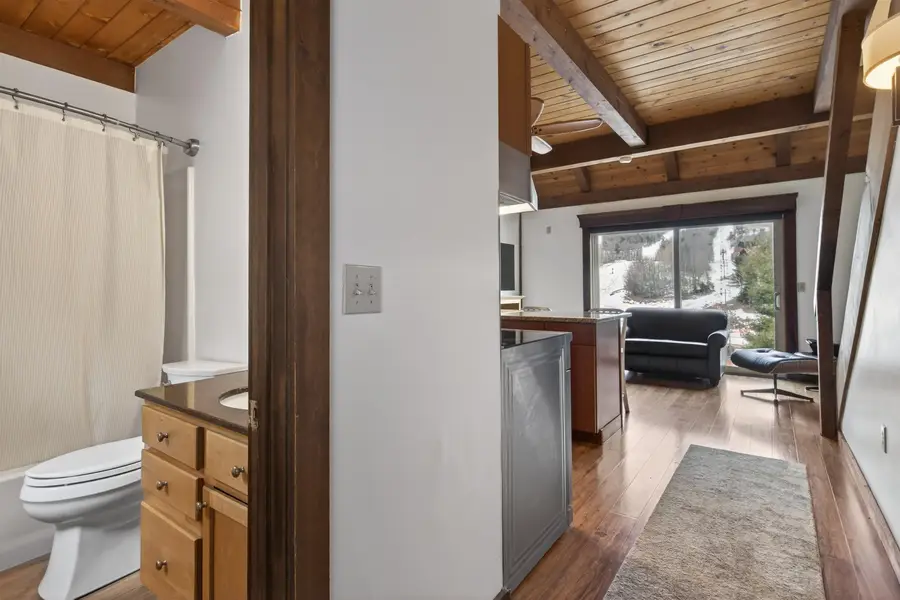 576 Francestown Road #D5, Bennington, NH 03442 - #3