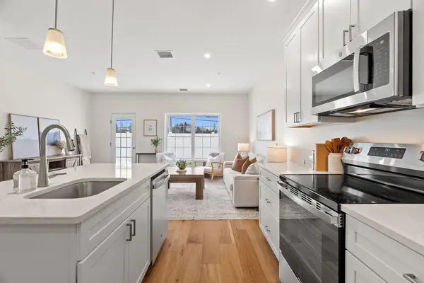 15 Suffolk Drive #7, Concord, NH 03303