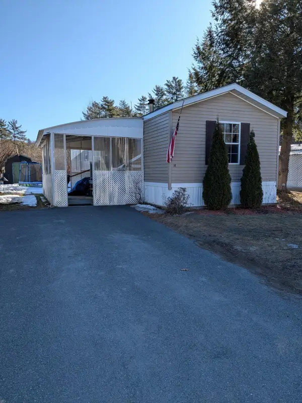 11 Rachael Place, Claremont, NH 03743