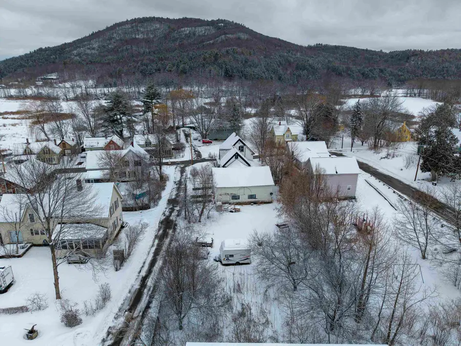 41 Ammonoosuc Street, Woodsville, NH 03785 - #3