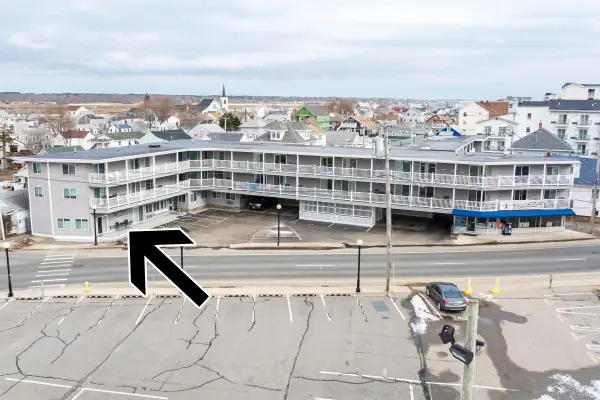 6 Ashworth Avenue #G1, Hampton, NH 03842