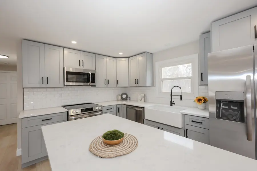 283 Liberty Hill Road, Bedford, NH 03110 - #2