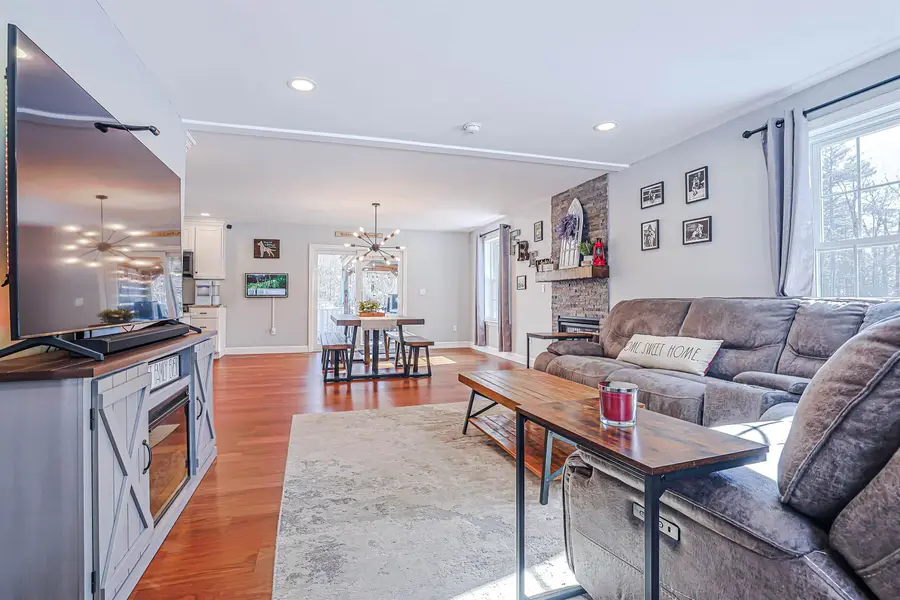 8 poor farm Road, Brookline, NH 03033 - #3