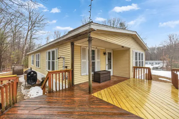 28 Willow Terrace, Loudon, NH 03307