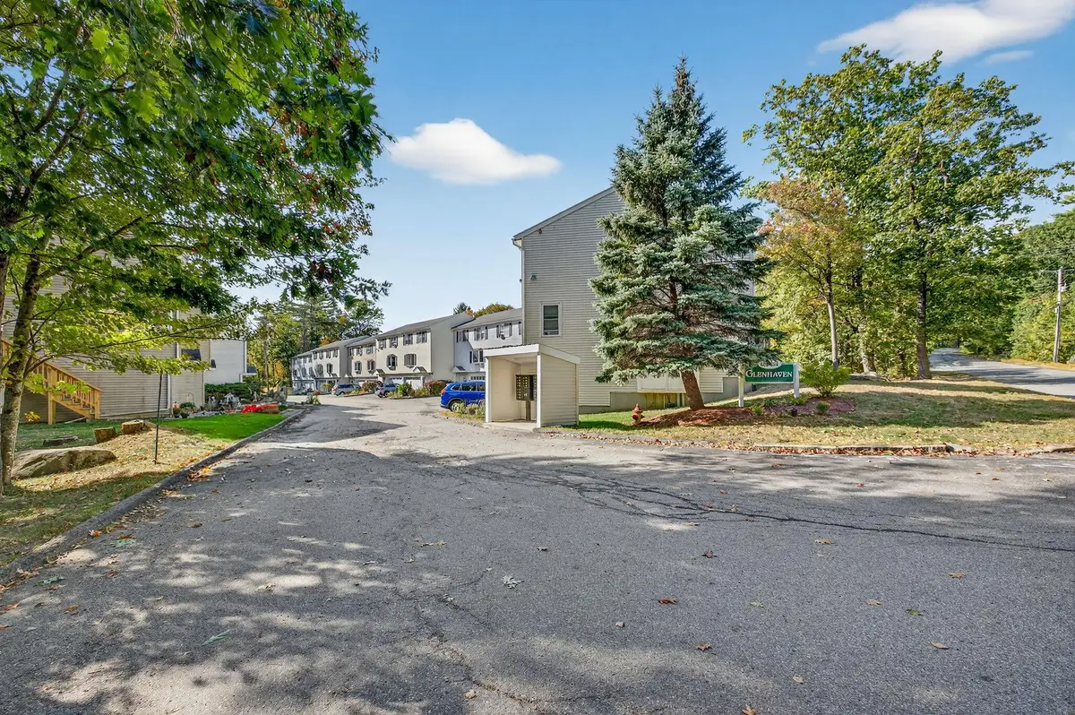 620 Hackett Hill Road, Manchester, NH 03102 - #1