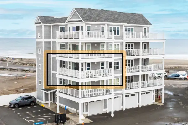 377 Ocean Boulevard #16, Hampton, NH 03842