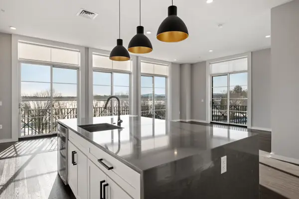 51 Elm Street #302, Laconia, NH 03246