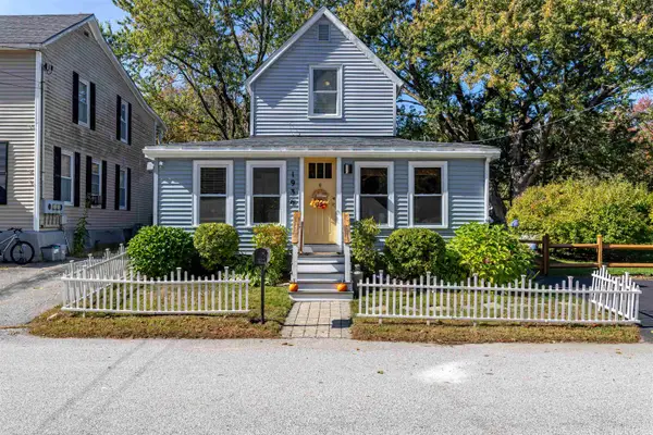 1936 Lake Shore Road, Manchester, NH 03109