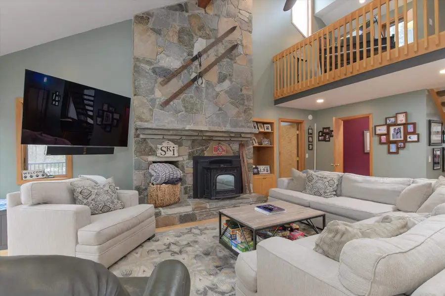 28 Mountain View Drive, Ludlow, VT 05149 - #3