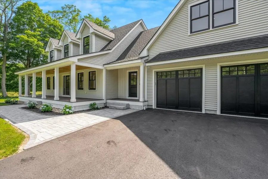 195 Amesbury Road, Kensington, NH 03833 - #3