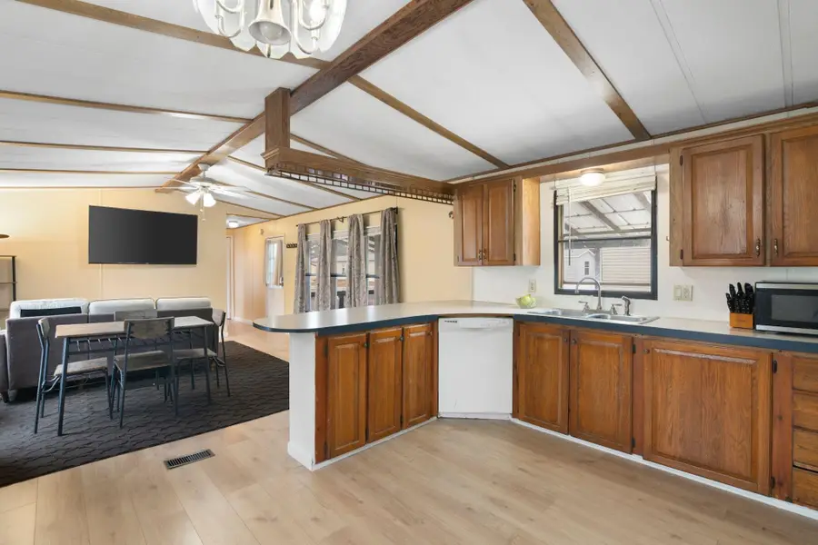 7 Robbins Street, Hinsdale, NH 03451 - #2