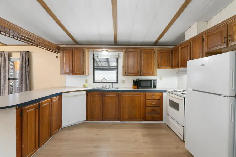 7 Robbins Street, Hinsdale, NH 03451 - #3