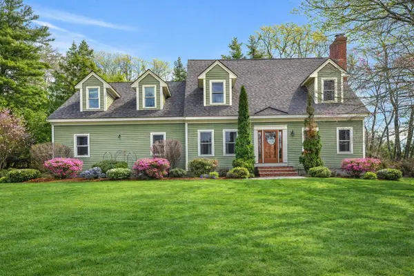 71 Deerwood Hollow, Chester, NH 03036