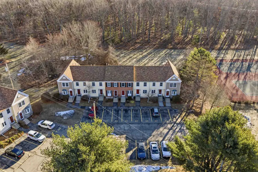 214 Fox Hollow Way, Manchester, NH 03104 - #3