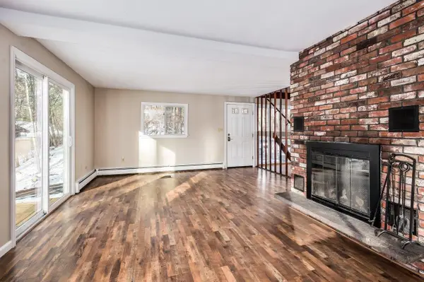 87 Edgewater Drive, Barrington, NH 03825