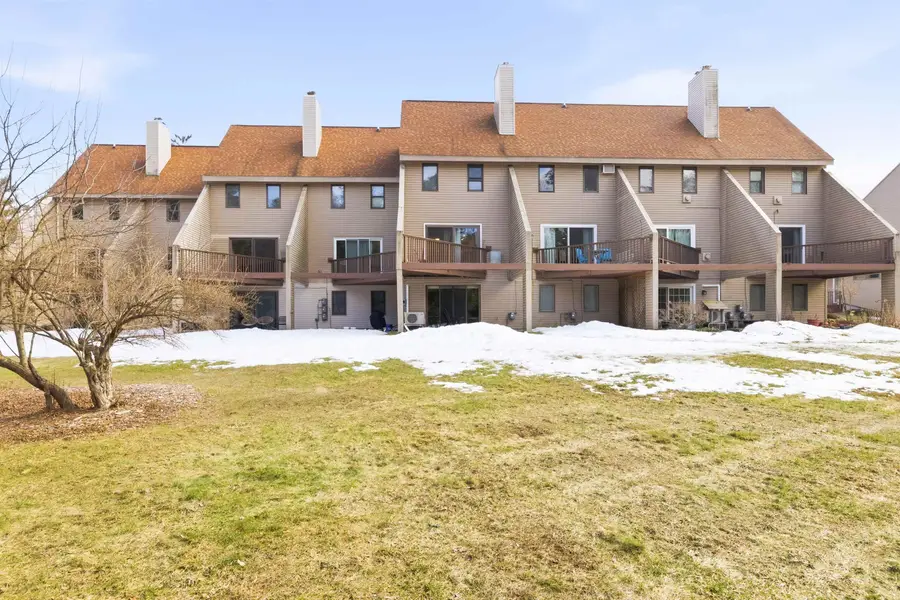 4223 Heritage Condo Way #23 D, Woodstock, VT 05091 - #2