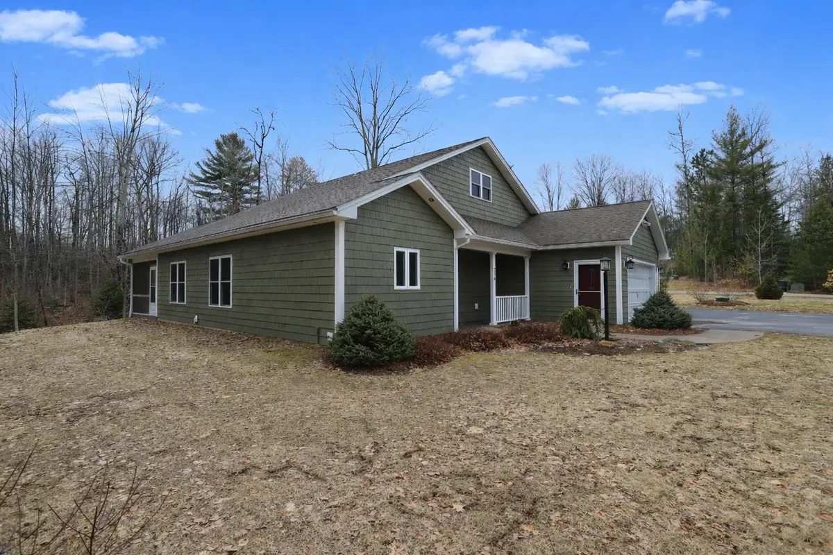 216 Cherry Lane, Newport, VT 05855 - #1