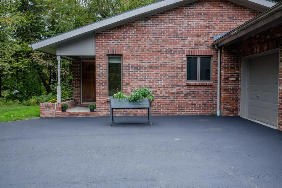 284 Chimney Hill Drive, Colchester, VT 05446 - #3