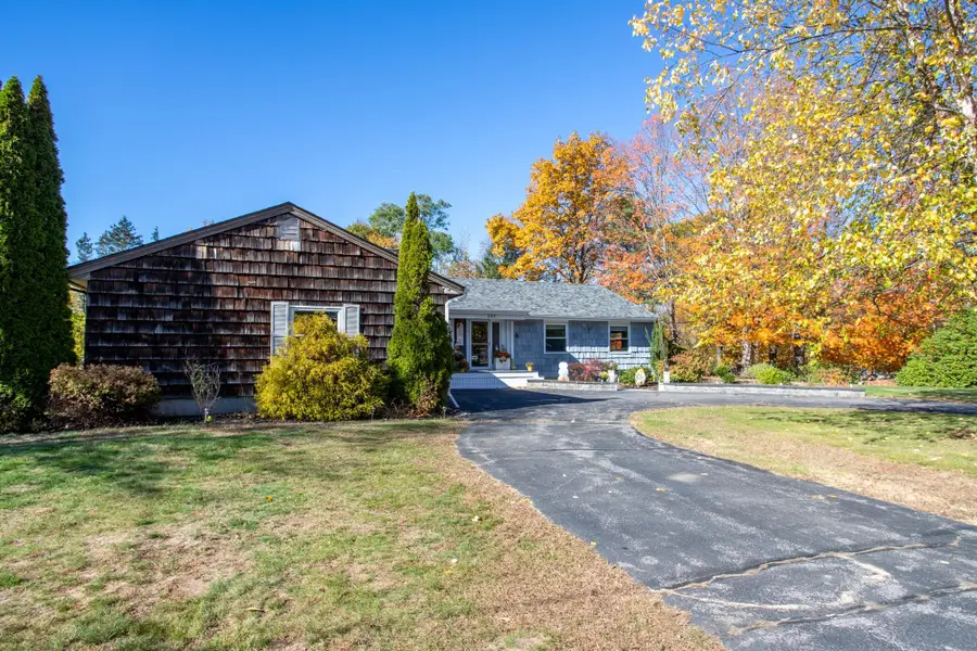 227 Portsmouth Avenue, Stratham, NH 03885 - #3