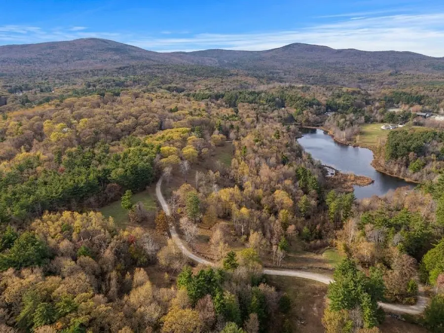 8a Stonegate Farm Road, Temple, NH 03084 - #3