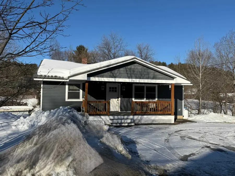 256 York Street, Lyndon, VT 05849 - #3