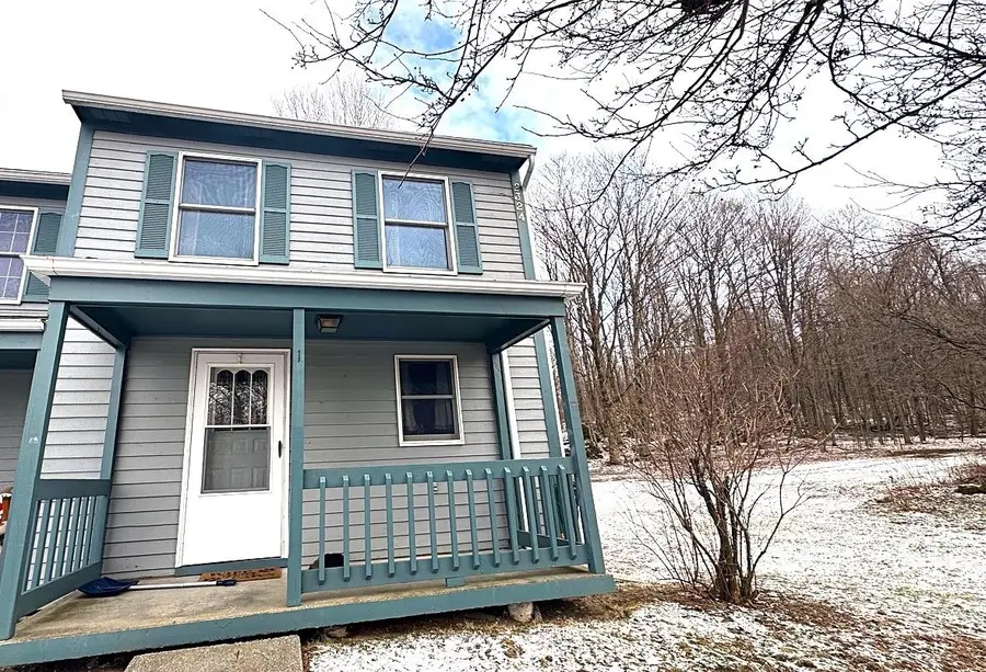 2324 Kellogg Road #1, Saint Albans, VT 05478 - #2