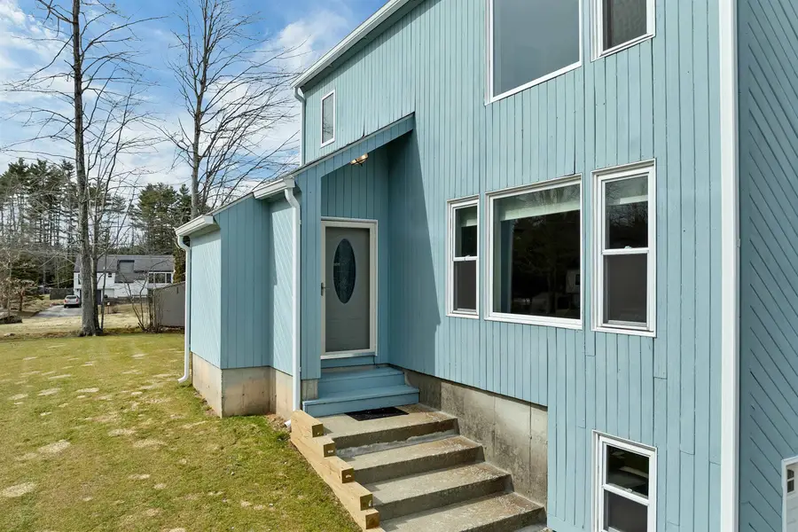 8 Fern Court, Milford, NH 03055 - #3